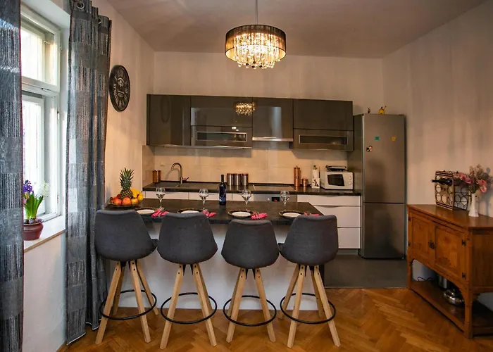 Awesome In בית נופש