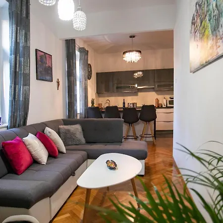 Amazing In With House Sea View Holiday home *