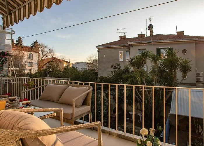 Awesome In * Сплит