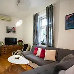 2 Bedroom Lovely Home In Split * Split