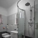 2 Bedroom Lovely Home In Split Holiday home Split